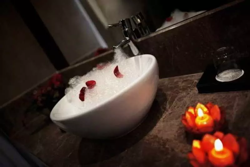 Fotos del hotel Cristal  Abu Dhabi:  14