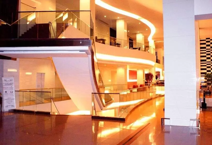 Fotos del hotel Merlynn Park:  2