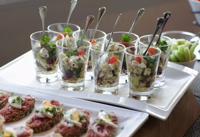 Fotos del hotel Radisson Hyderabad Hitec City:  25