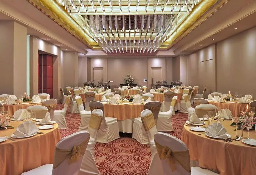 Fotos del hotel Radisson Hyderabad Hitec City:  22