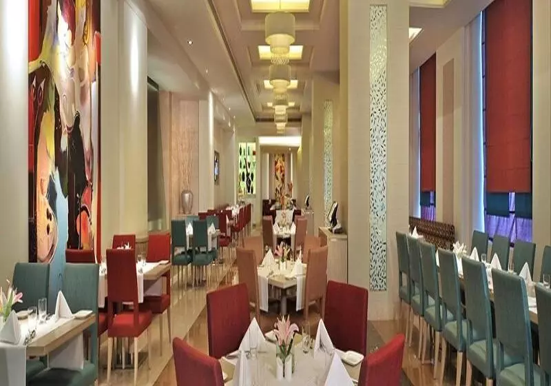 Fotos del hotel Radisson Hyderabad Hitec City:  23