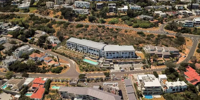 Fotos del hotel The Crystal Apartments:  8