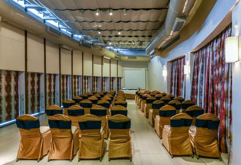 Fotos del hotel The Regale By Tunga:  19