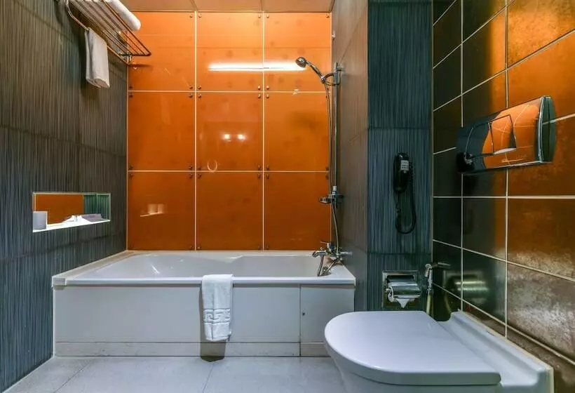 Fotos del hotel The Regale By Tunga:  9