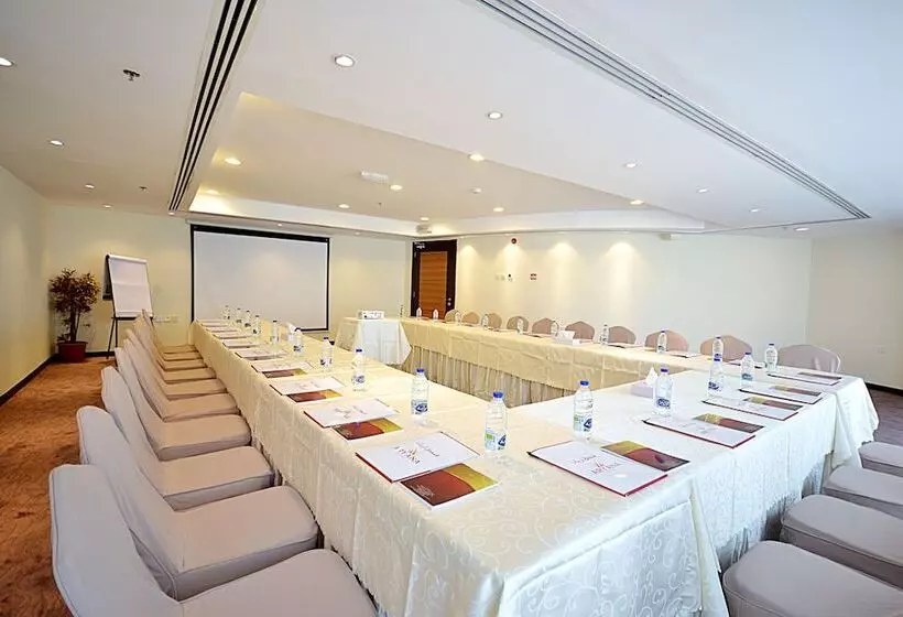 Fotos del hotel Aryana Hotel:  8