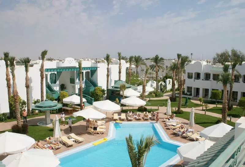 Fotos del hotel Falcon Hills:  11