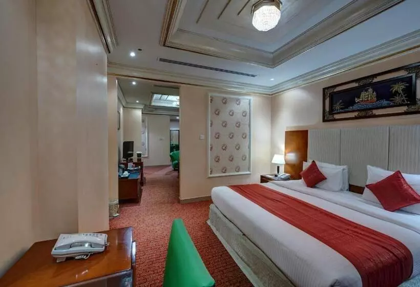 Fotos del hotel Sahara Beach Resort & Spa:  2