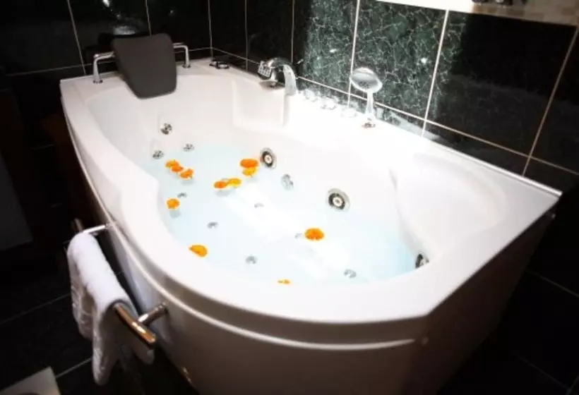 Fotos del hotel Queens Suite:  6