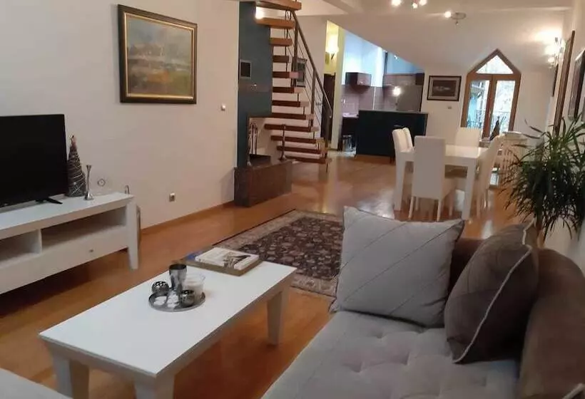 Fotos del hotel Queens Suite:  8