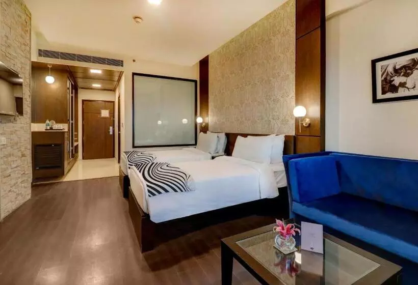 Fotos del hotel Multitude Hotel:  17