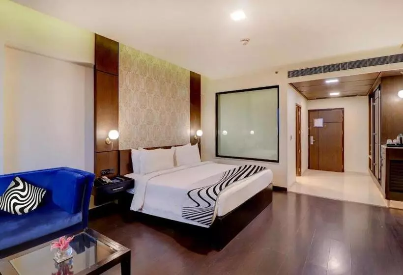 Fotos del hotel Multitude Hotel:  6