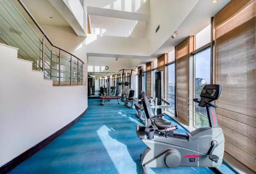 Fotos del hotel Multitude Hotel:  15