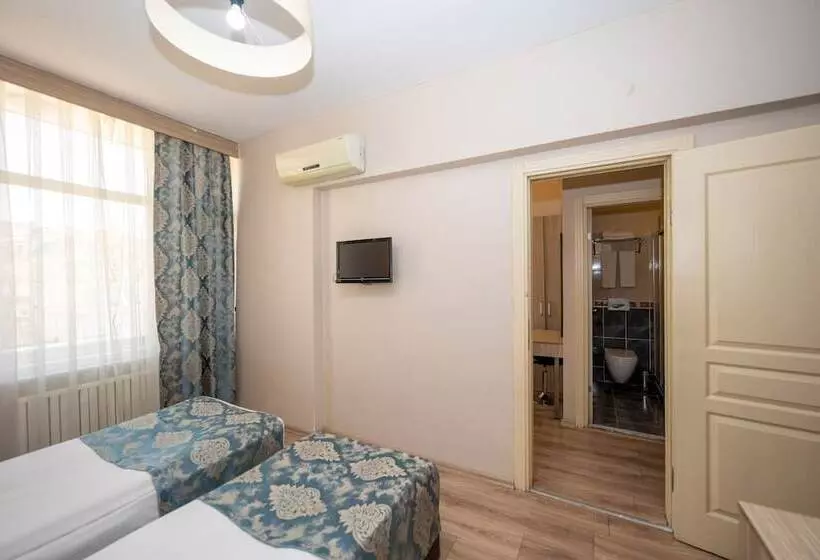 Fotos del hotel Tugra Hotel:  2