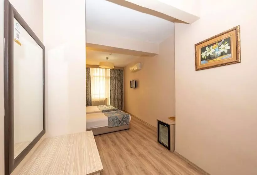 Fotos del hotel Tugra Hotel:  6