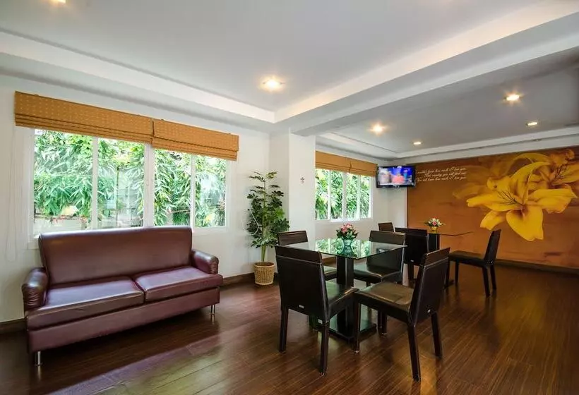 Fotos del hotel The Platinum Suite:  11