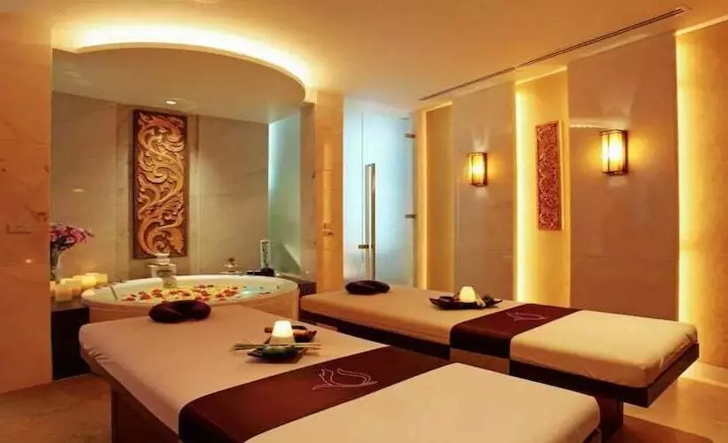 Fotos del hotel The Platinum Suite:  6