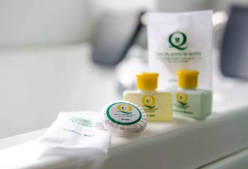 Fotos del hotel The Platinum Suite:  15