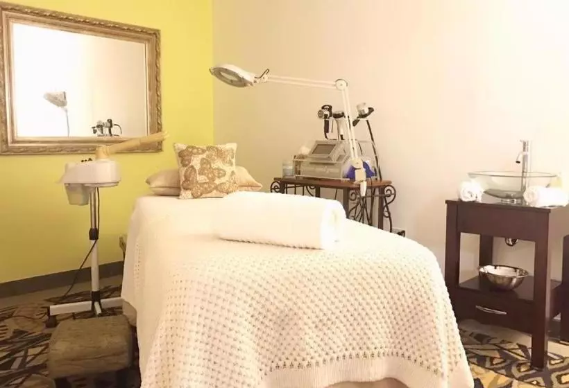 Fotos del hotel Howard Johnson By Wyndham San Juan Centro Cardiovascular:  11