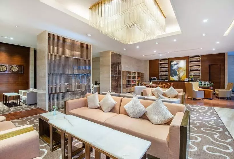 Holiday Inn Nantong Oasis Centre, An Ihg