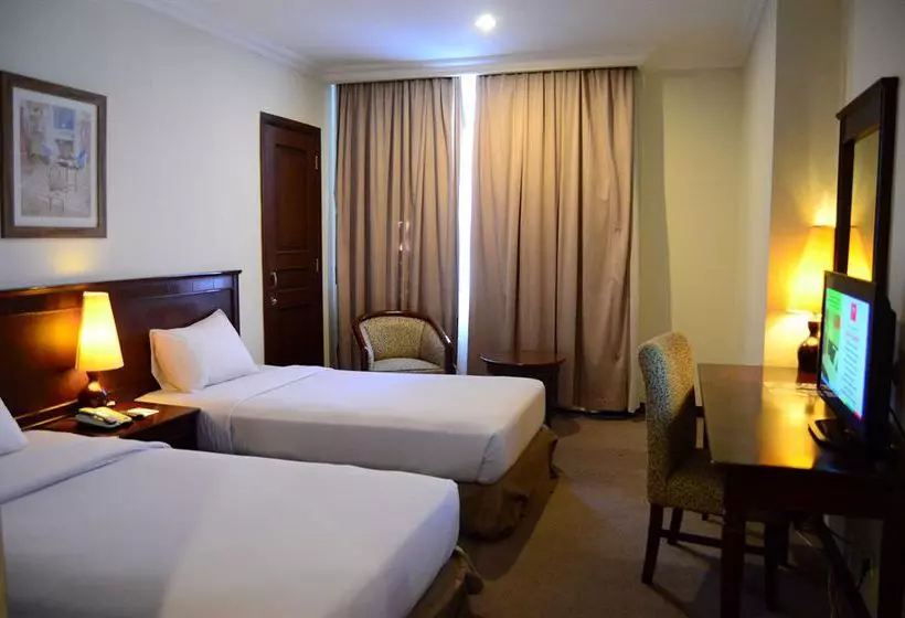 Fotos del hotel Mregency Makassar:  17