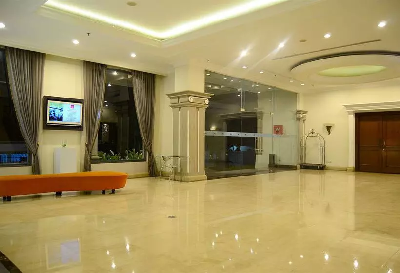 Fotos del hotel Mregency Makassar:  4
