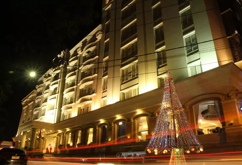 Fotos del hotel Mregency Makassar:  12