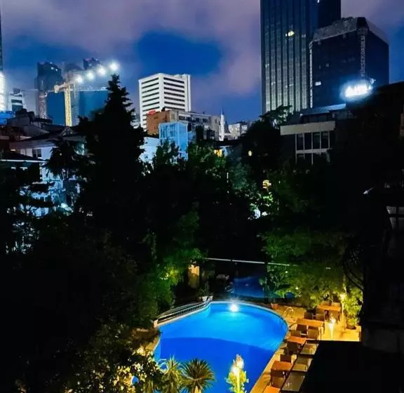 Fotos del hotel Villa Blanche Hotel & Garden Pool And Spa:  6