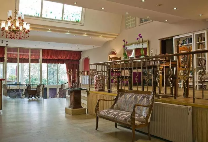 Fotos del hotel Villa Blanche Hotel & Garden Pool And Spa:  2