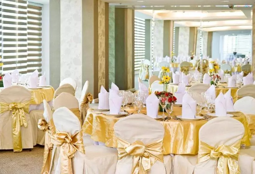 Fotos del hotel St Giles:  25