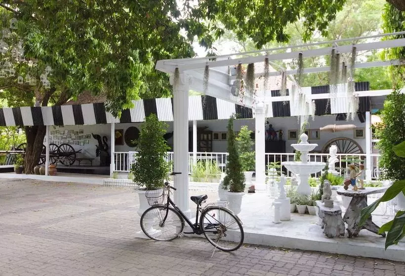 Fotos del hotel First Pacific Hotel And Convention:  8