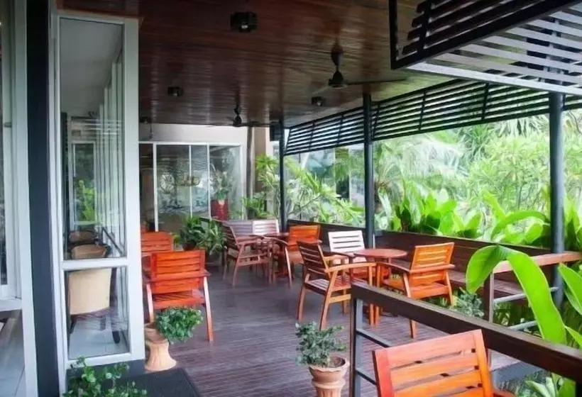 Fotos del hotel First Pacific Hotel And Convention:  15