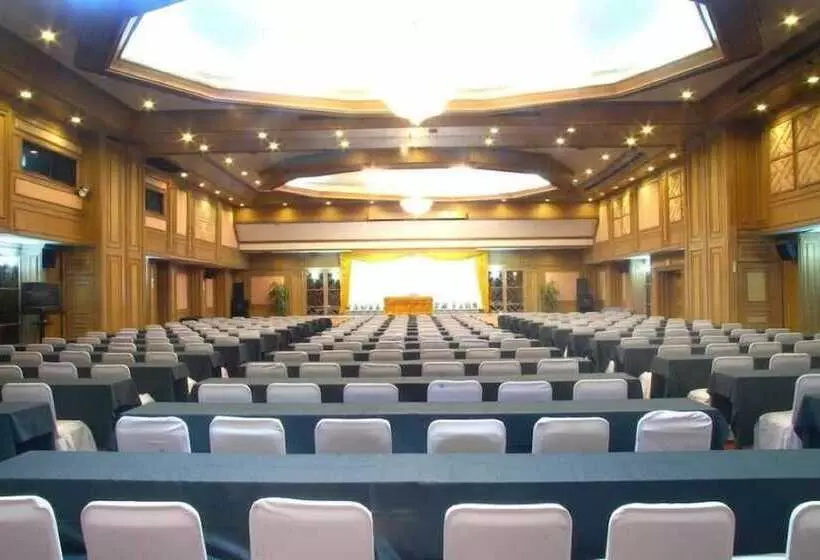 Fotos del hotel First Pacific Hotel And Convention:  18