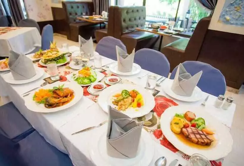 Fotos del hotel First Pacific Hotel And Convention:  5