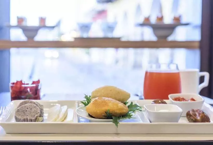 Fotos del hotel Nh Cartagena Urban Royal:  10