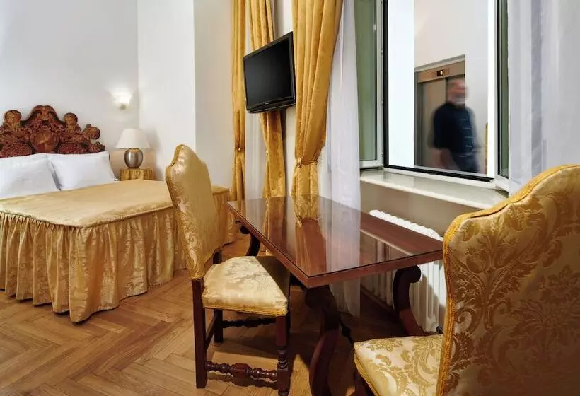 Fotos del hotel Charles Bridge Palace:  7