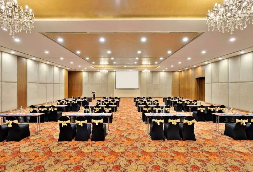 Fotos del hotel Radisson Blu Plaza  Hyderabad Banjara Hills:  20