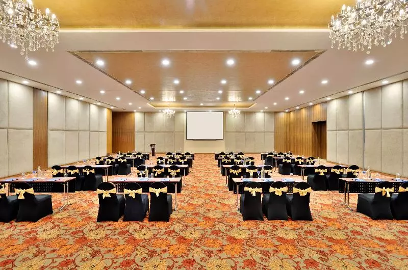 Fotos del hotel Radisson Blu Plaza  Hyderabad Banjara Hills:  12