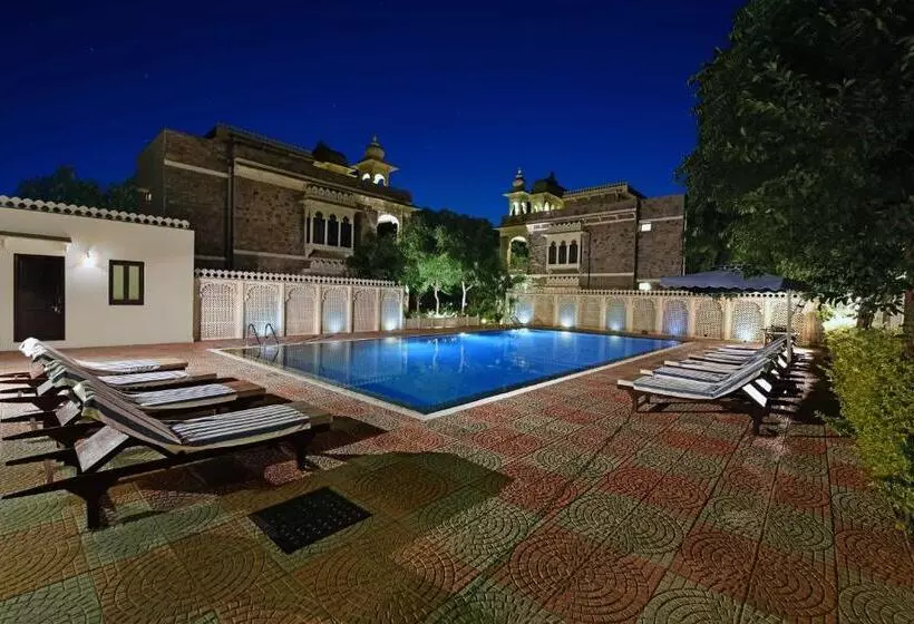 Fotos del hotel The Udaibagh:  12