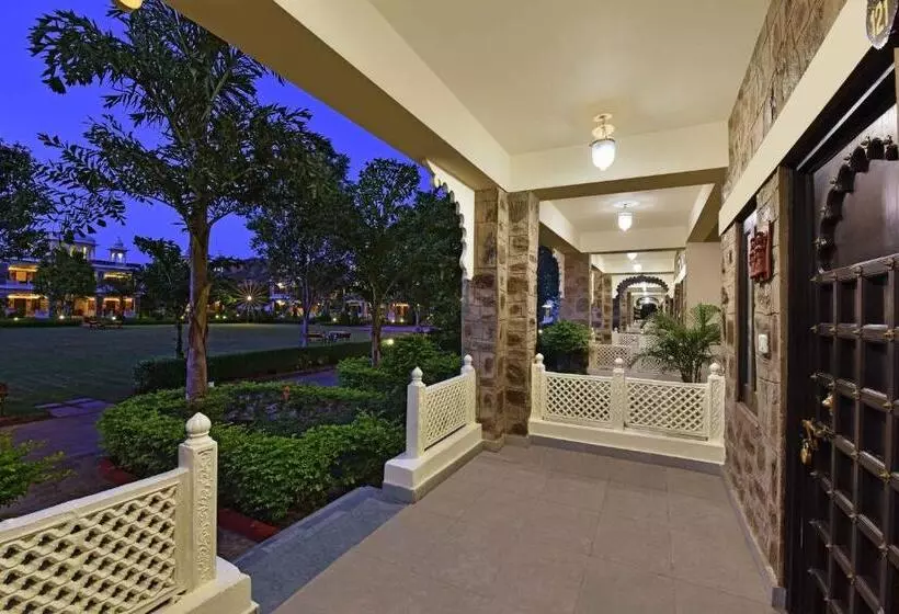 Fotos del hotel The Udaibagh:  8