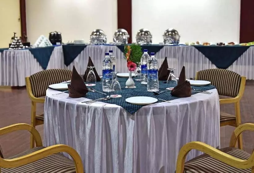 Fotos del hotel The Udaibagh:  7