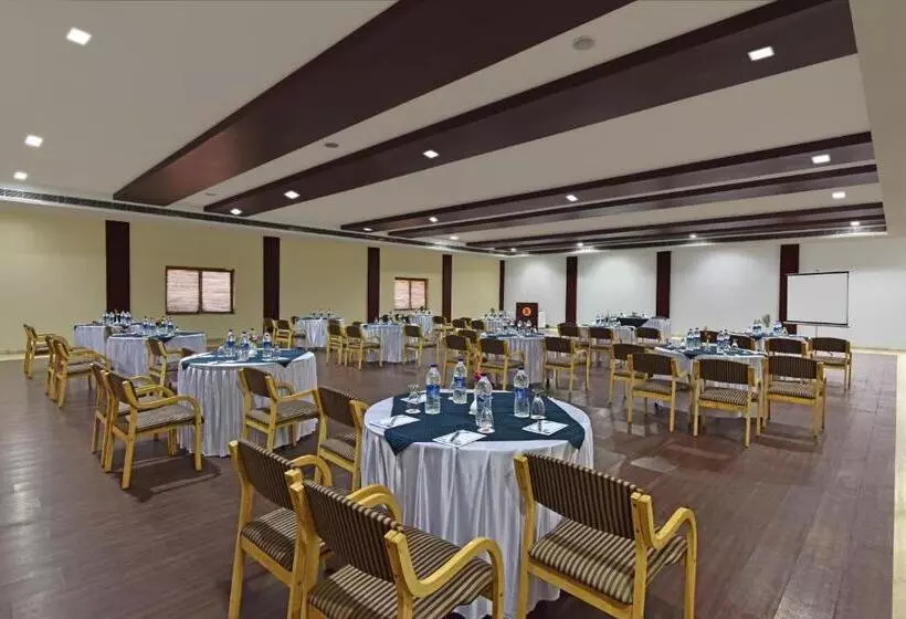 Fotos del hotel The Udaibagh:  6