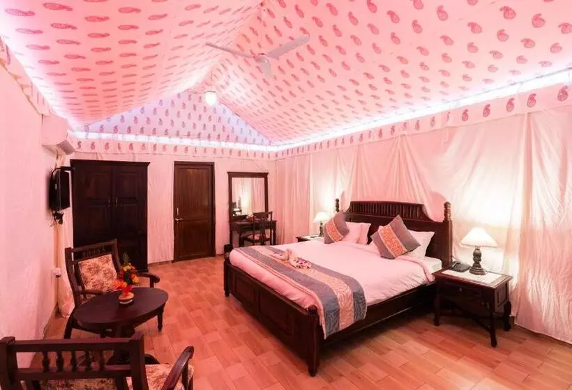 Fotos del hotel The Udaibagh:  21