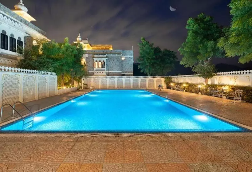 Fotos del hotel The Udaibagh:  20