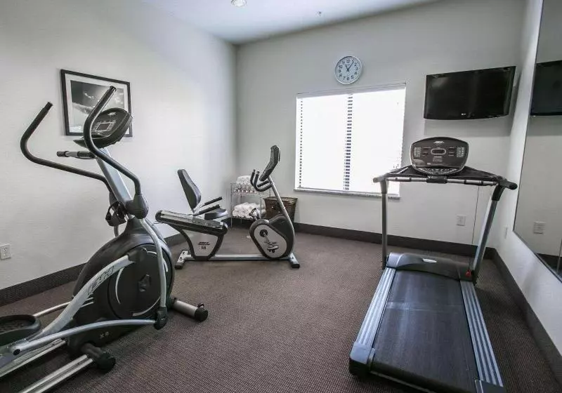 Fotos del hotel Rest Well Inn & Suites:  14