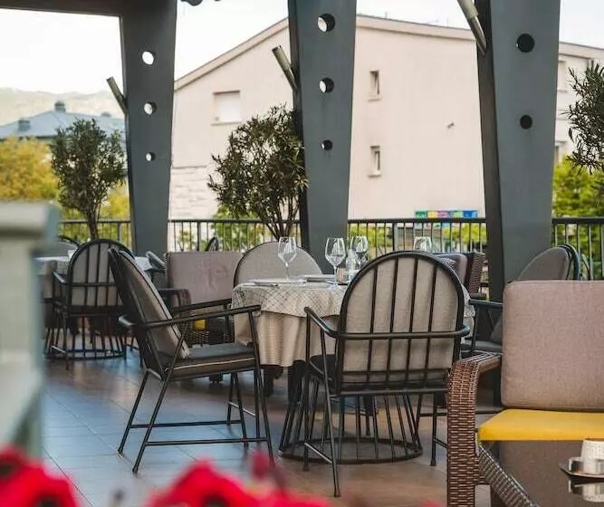 Fotos del hotel Keto:  5