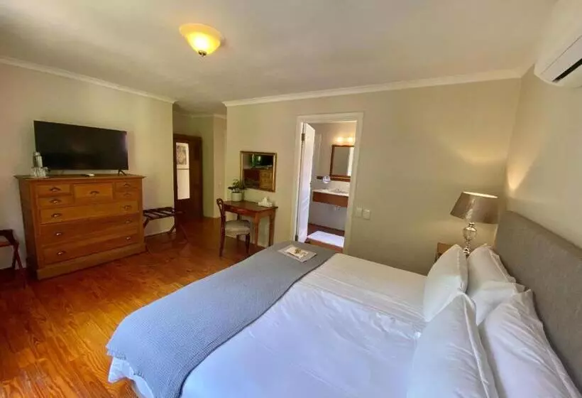 Fotos del hotel Acorn House:  2