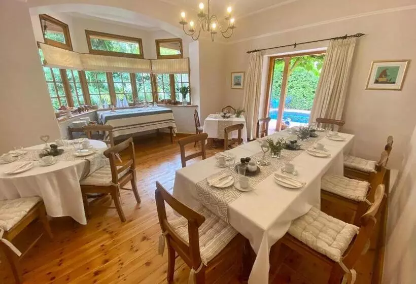 Fotos del hotel Acorn House:  17