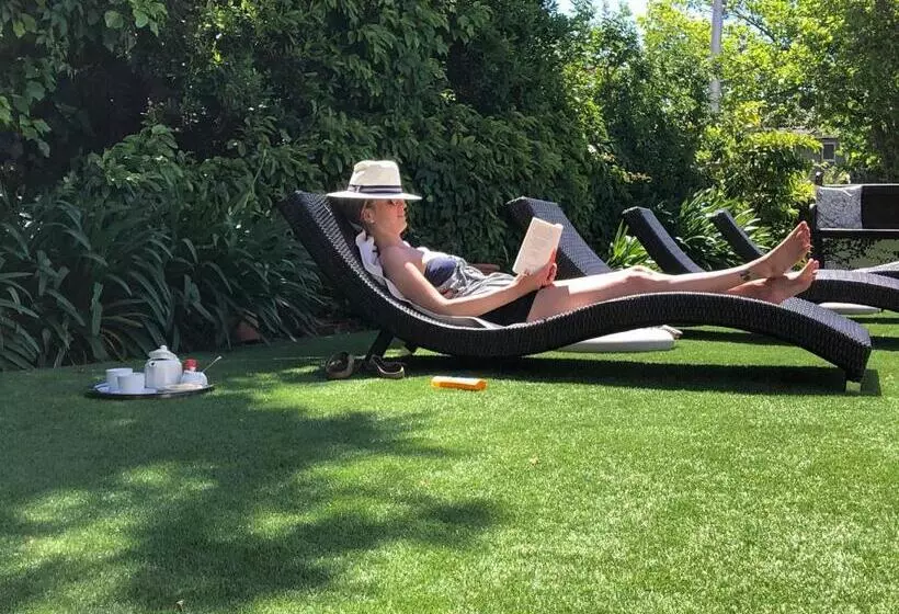 Fotos del hotel Acorn House:  6