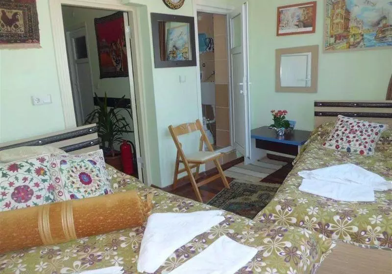 Chora Guest House