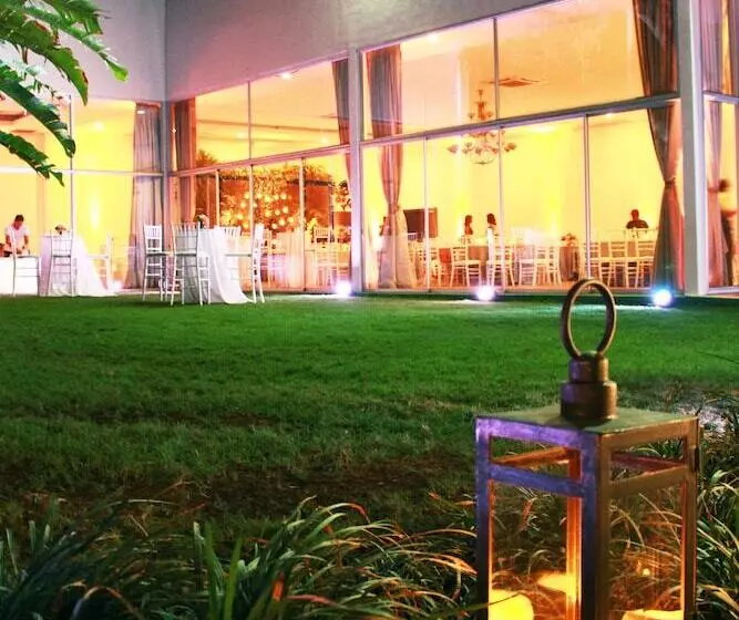 Fotos del hotel Contempo:  20